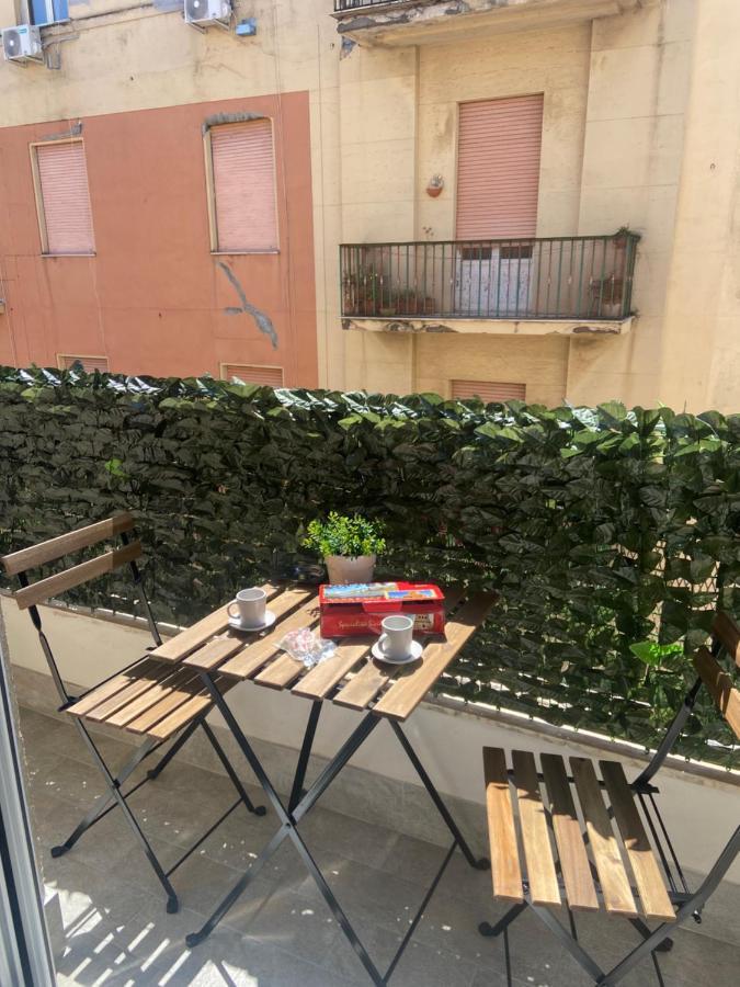 Maqueda Suites Palermo Eksteriør bilde